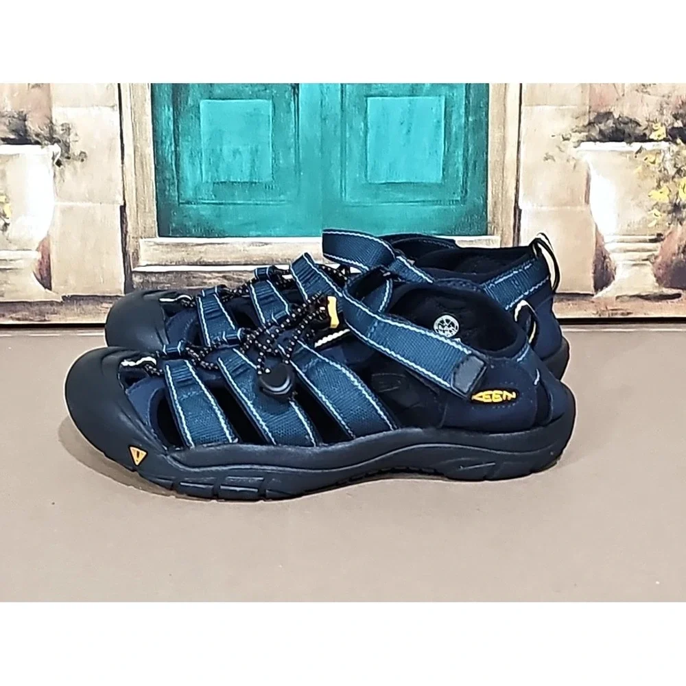 Keen Sandals Kids 5 Newport H2 Fisherman Hiking Water Shoes Navy 1006557
